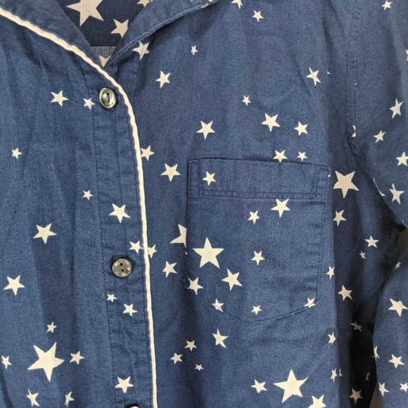 Victoria's Secret Long Sleeve Button Up Pajama Top - Picture 10 of 10